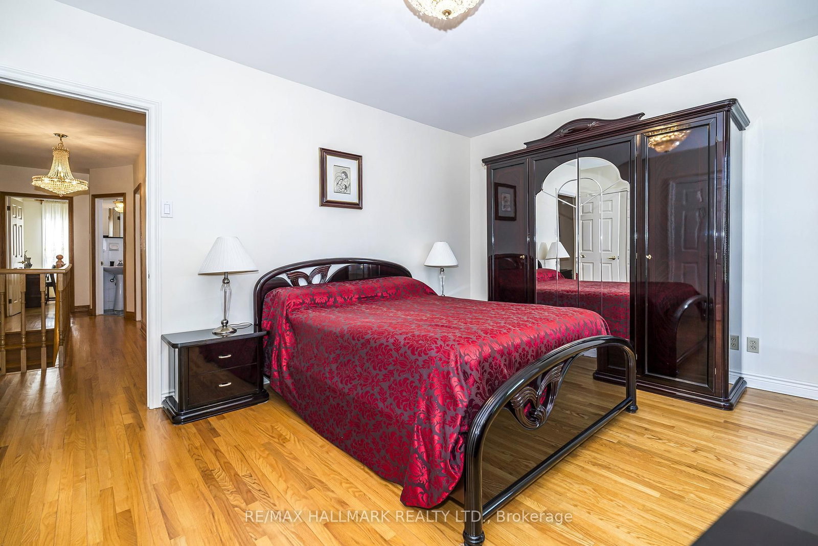 47 Montrose Avenue • Toronto, ON photo 15