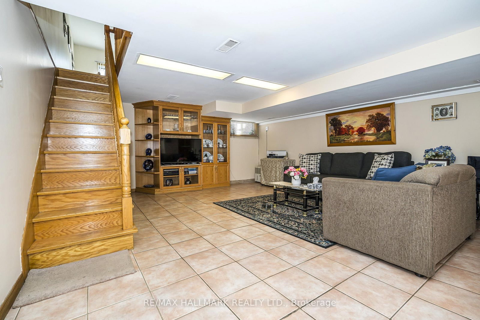 47 Montrose Avenue • Toronto, ON photo 27