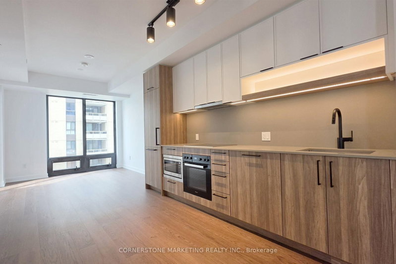 1802 - 91 Montclair Avenue