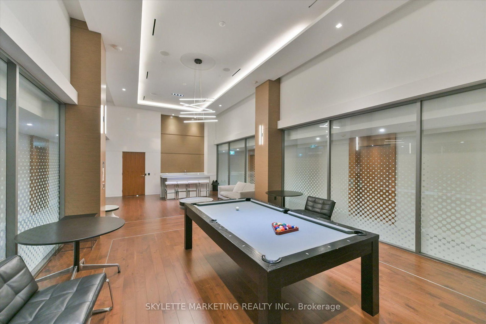15 Queens Quay E • #617 • Toronto, ON photo 32