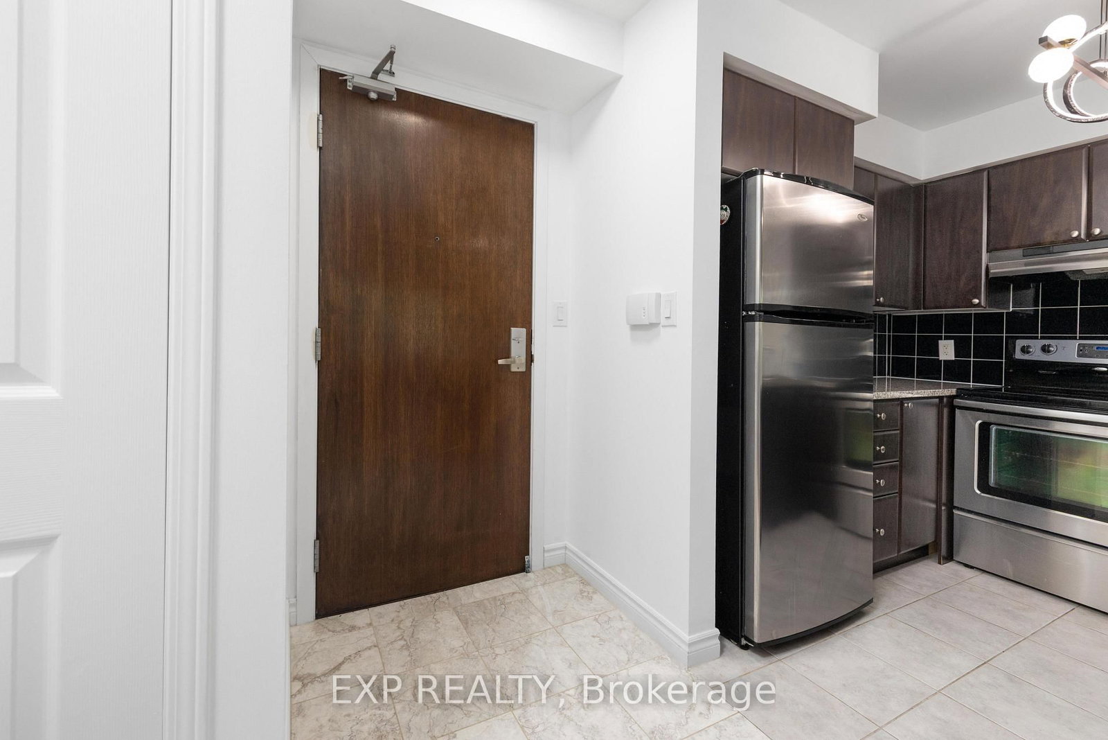 35 Hollywood Avenue • #311 • Toronto, ON photo 12