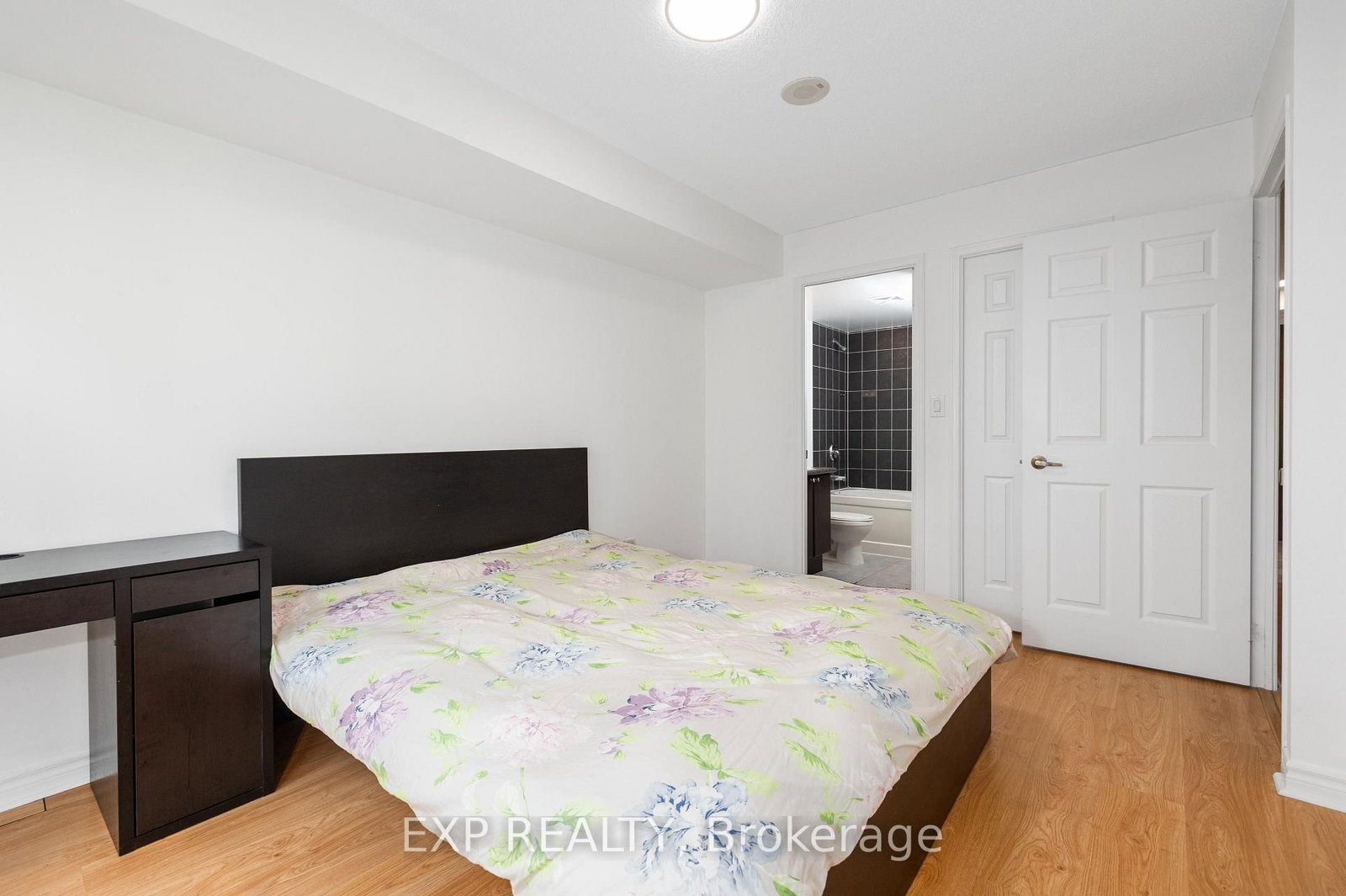 35 Hollywood Avenue • #311 • Toronto, ON photo 17