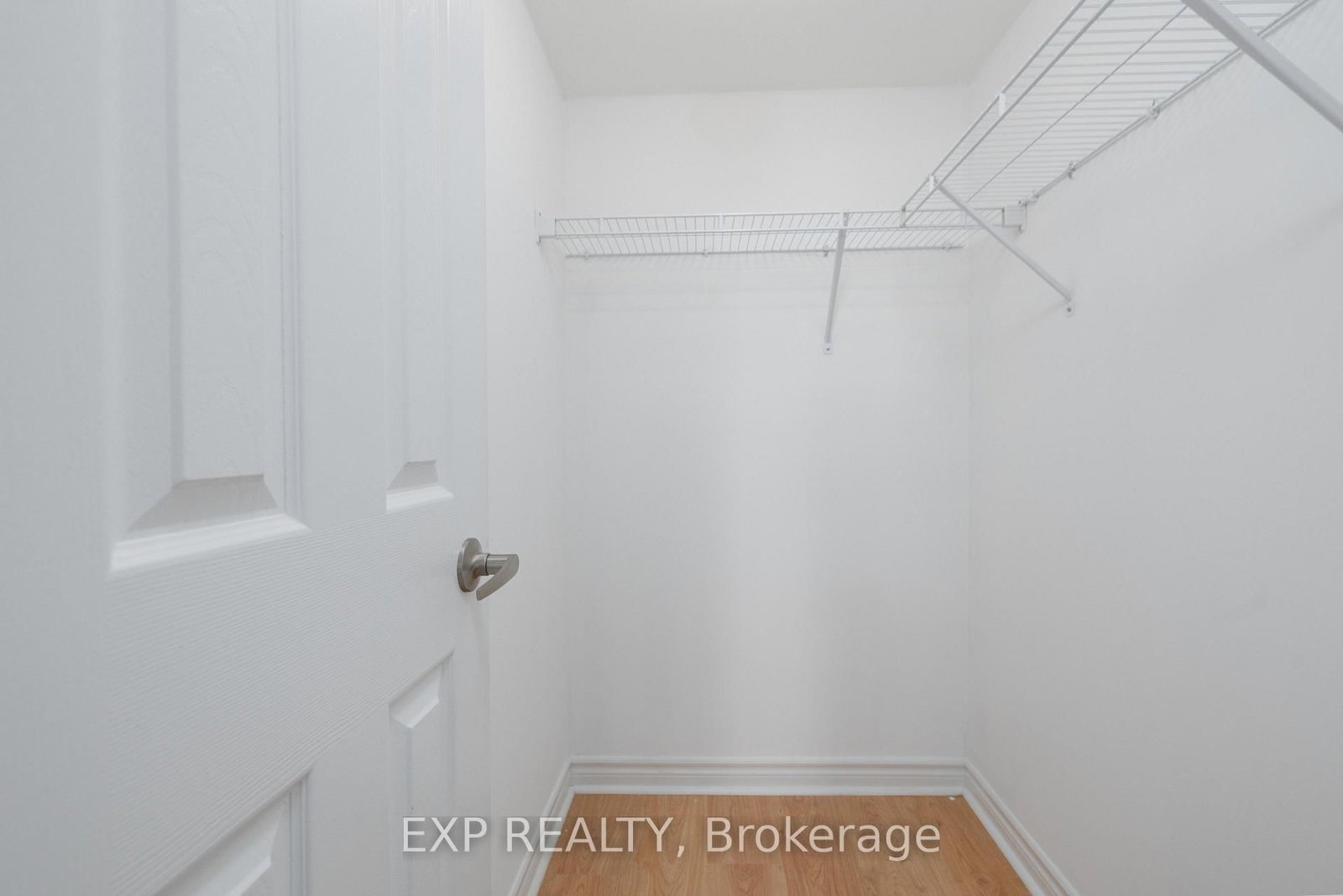 35 Hollywood Avenue • #311 • Toronto, ON photo 20