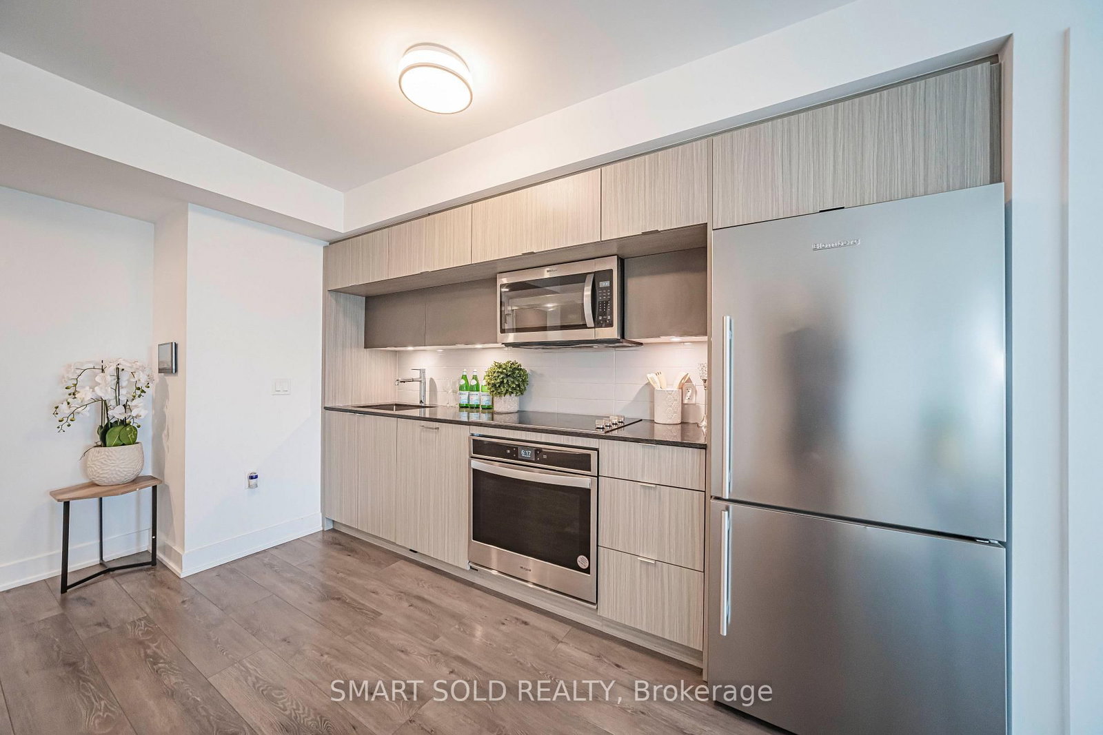 585 Bloor Street E • #2017 • Toronto, ON photo 8