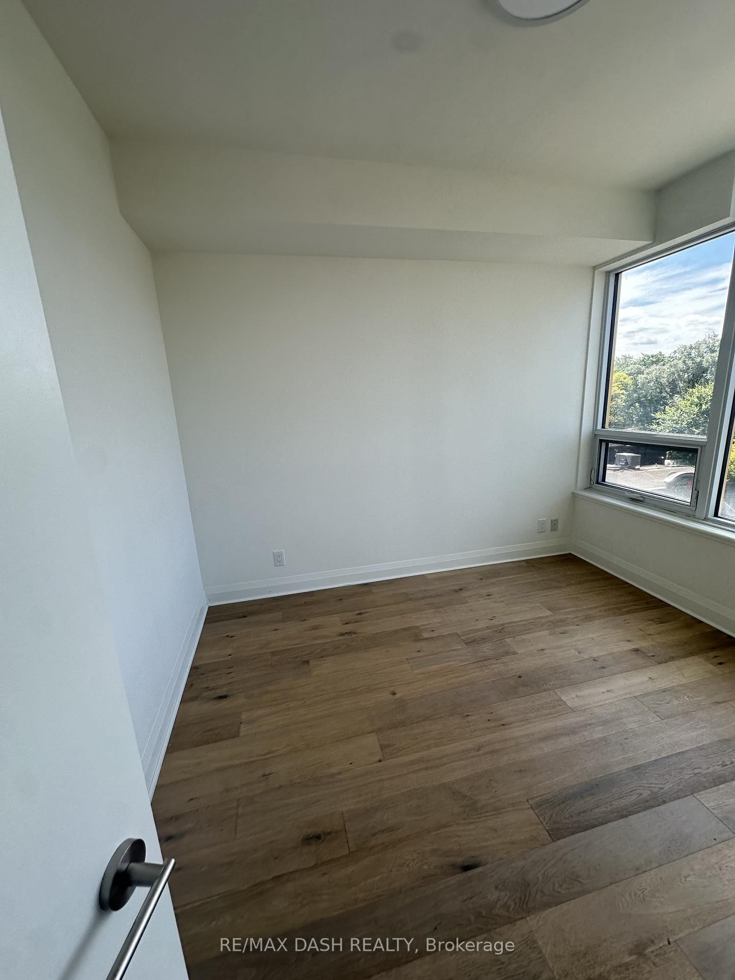151 Avenue Road • #501 • Toronto, ON photo 17