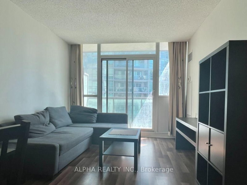 1703 - 25 Lower Simcoe Street