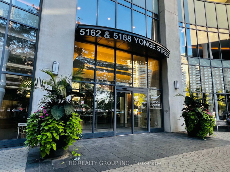 1712 - 5168 Yonge Street