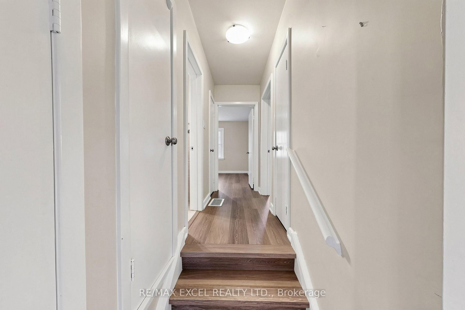 23 Linelle Street • Toronto, ON photo 13
