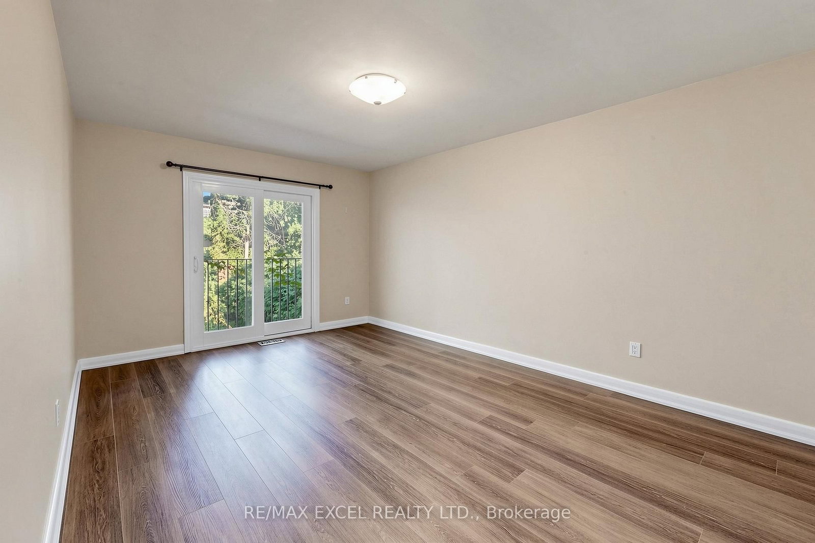 23 Linelle Street • Toronto, ON photo 18