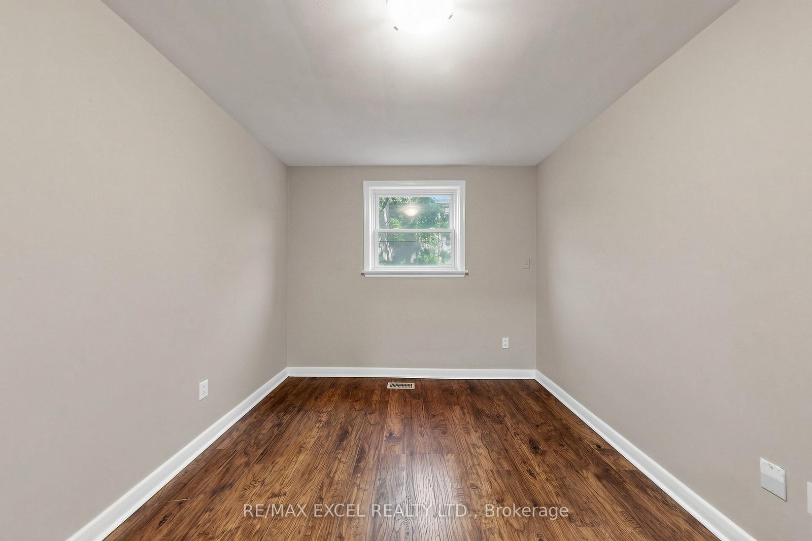 23 Linelle Street • Toronto, ON photo 27