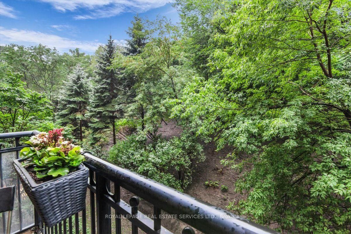 28 William Carson Crescent • #317 • Toronto, ON photo 20