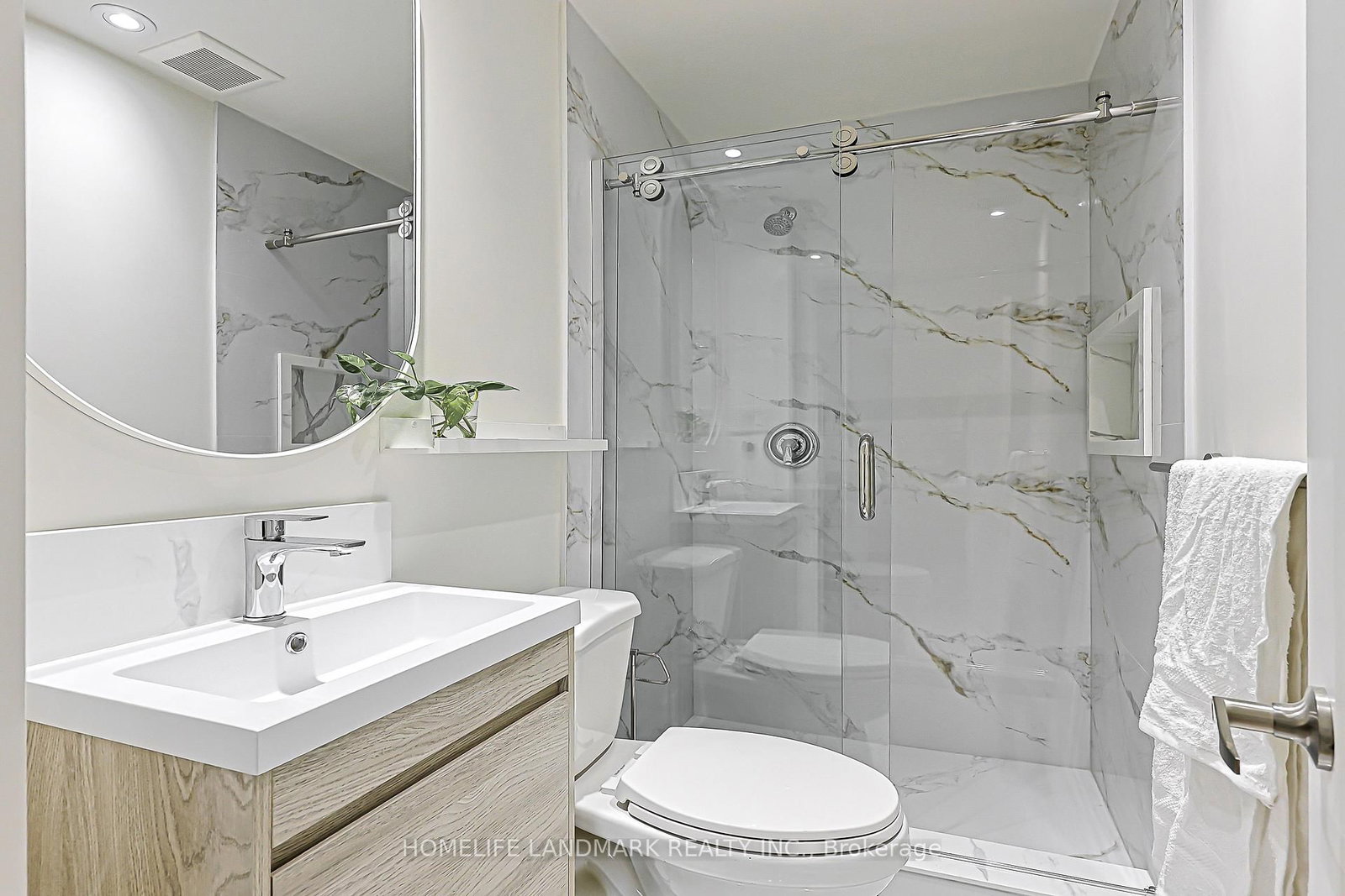 74 Navaho Drive • Toronto, ON photo 17