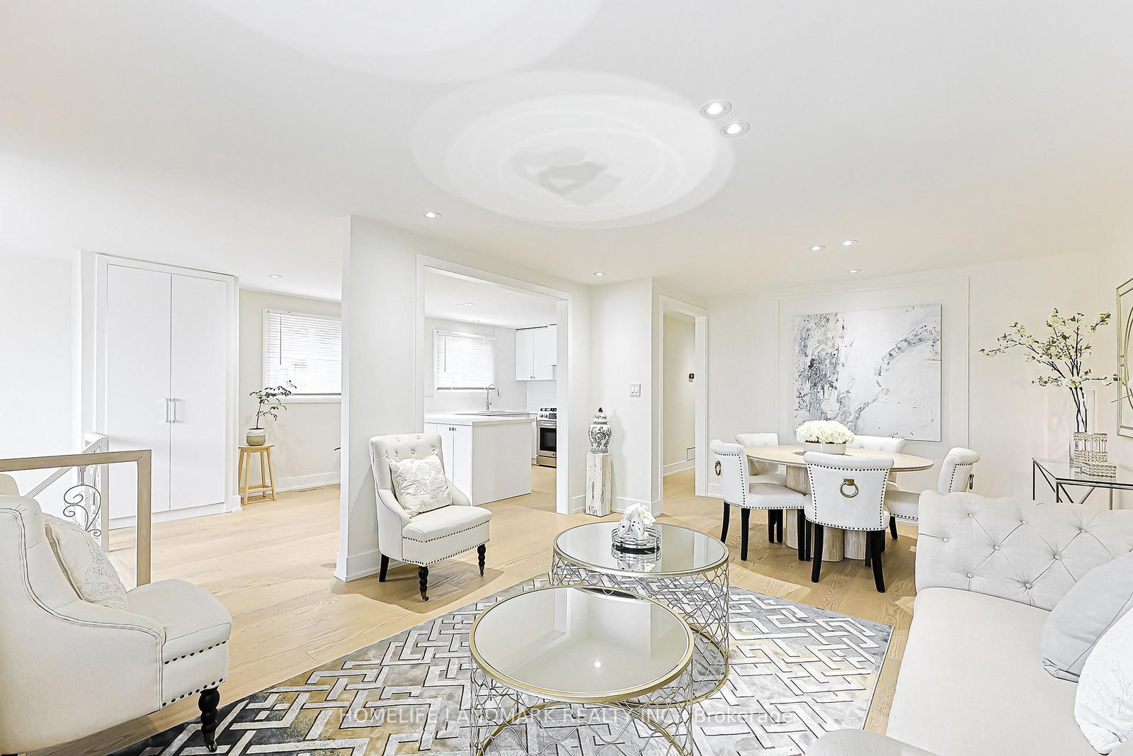 74 Navaho Drive • Toronto, ON photo 8