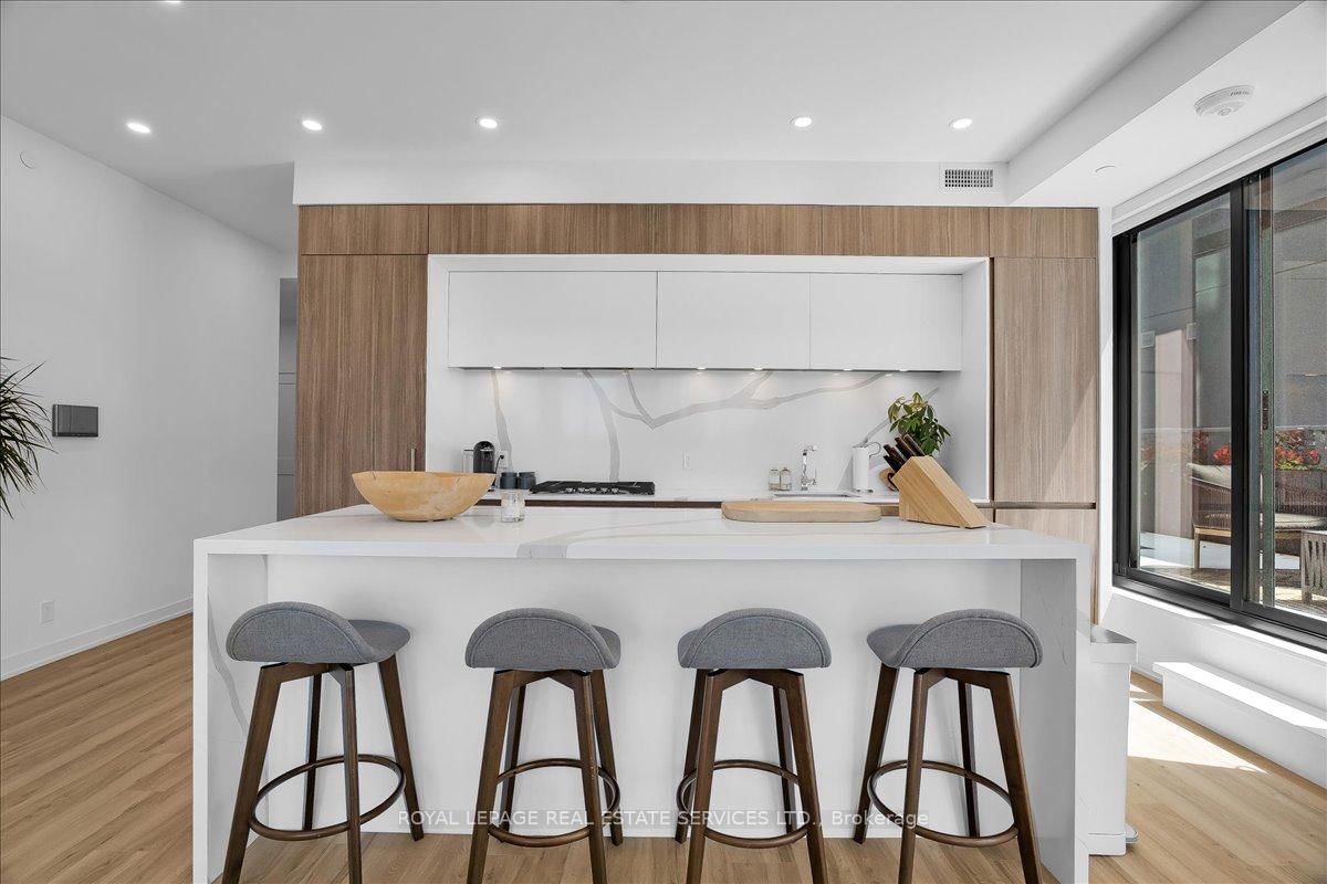 1 Hillsdale Avenue W • #706 • Toronto, ON photo 20