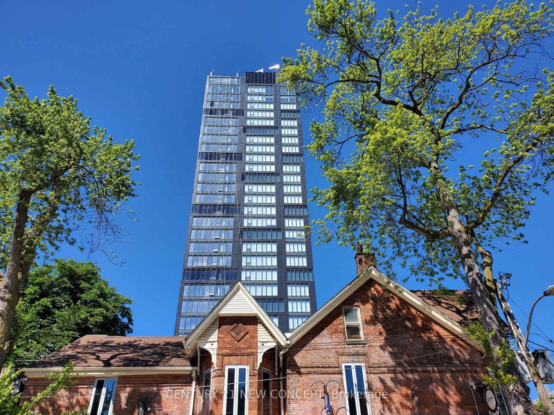 1105 - 203 College Street