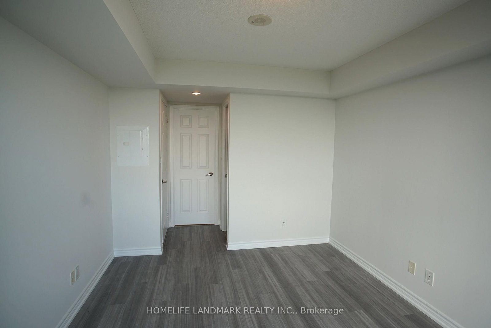 35 Hollywood Avenue • Toronto, ON photo 10