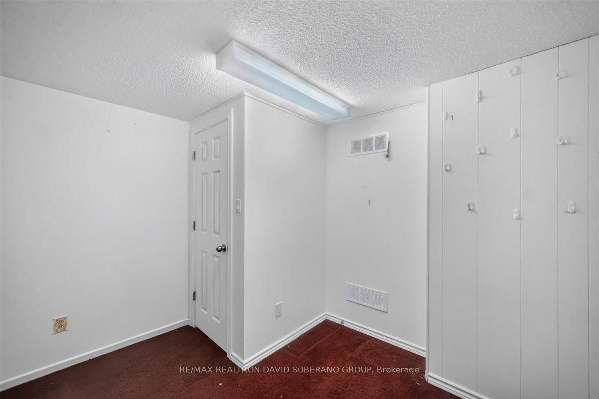 52 Antibes Drive • Toronto, ON photo 46