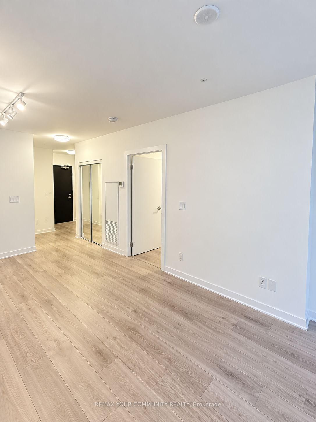 159 Wellesley Street E • #404 • Toronto, ON photo 8