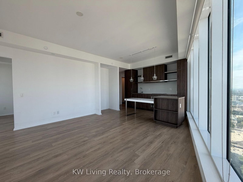 3902 - 197 Yonge St Street