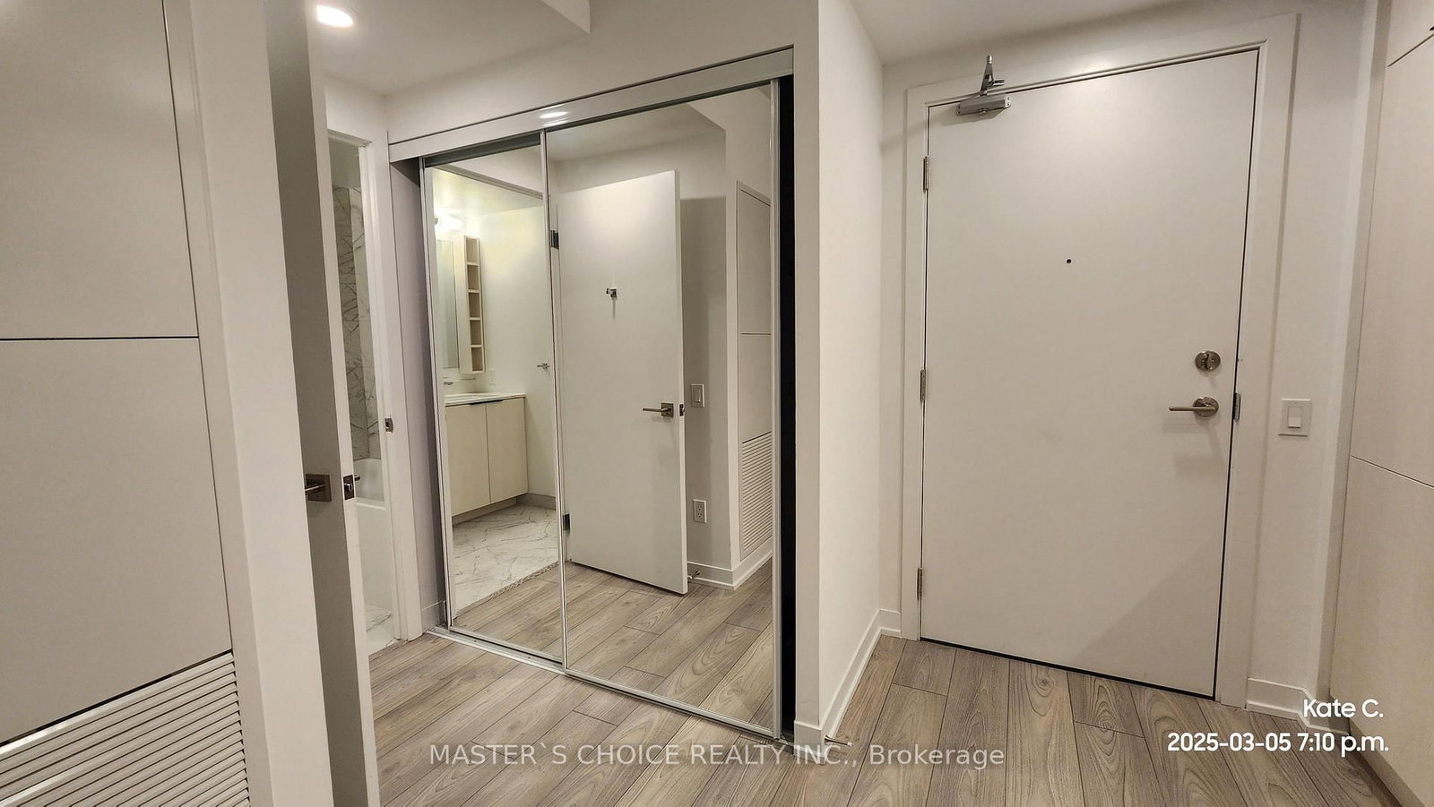 82 Dalhousie Street • #3106 • Toronto, ON photo 9