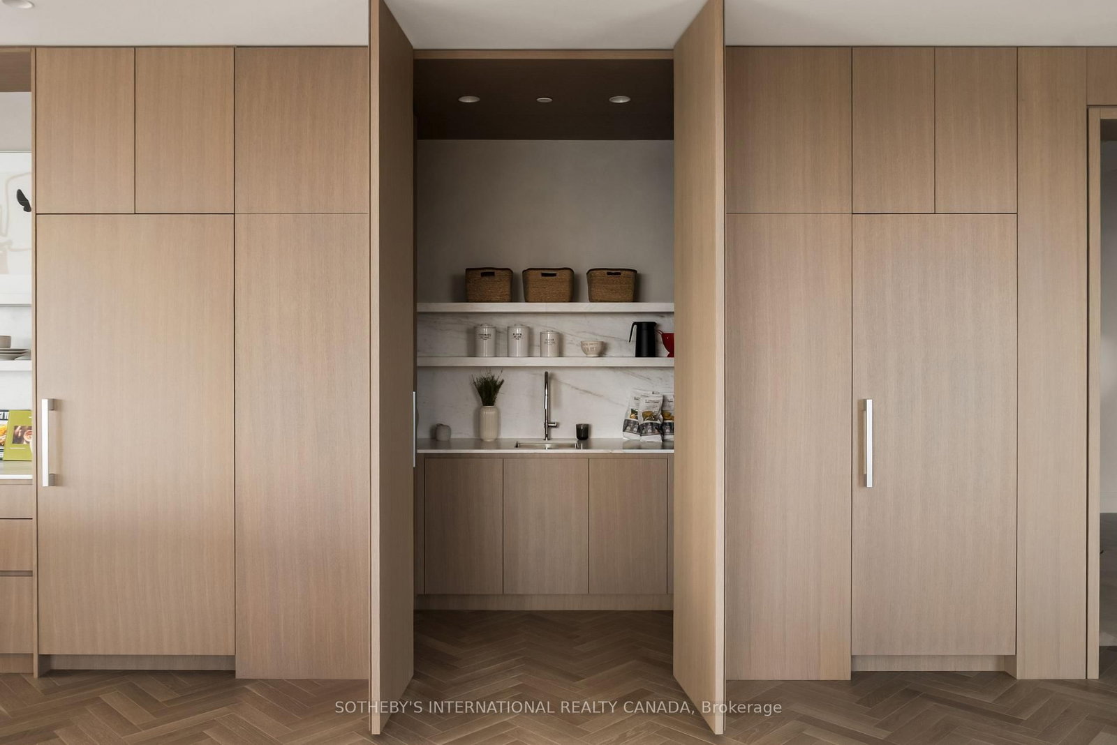 155 Merchants' Wharf • #SPH1 • Toronto, ON photo 20