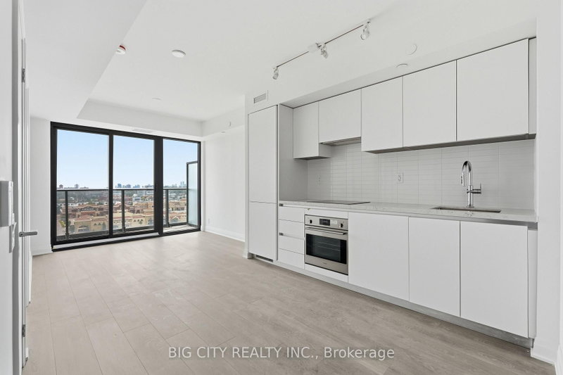 1211 - 25 Frederick Todd Way
