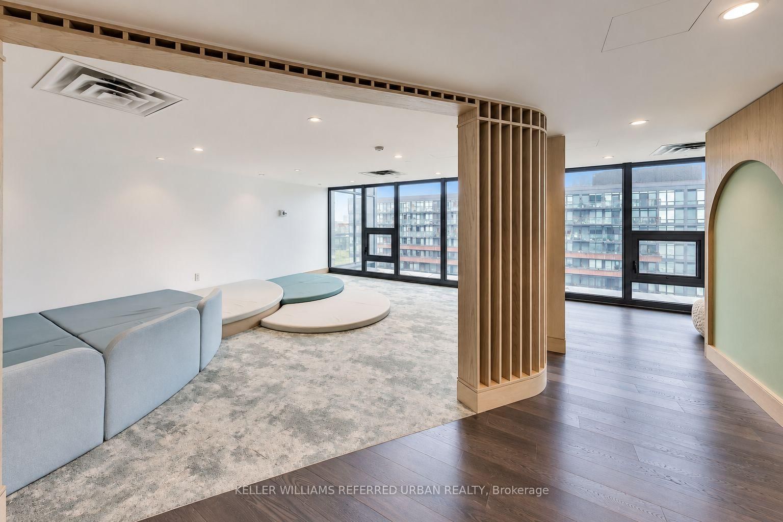 3 Concord CityPlace Way • #530 • Toronto, ON photo 34