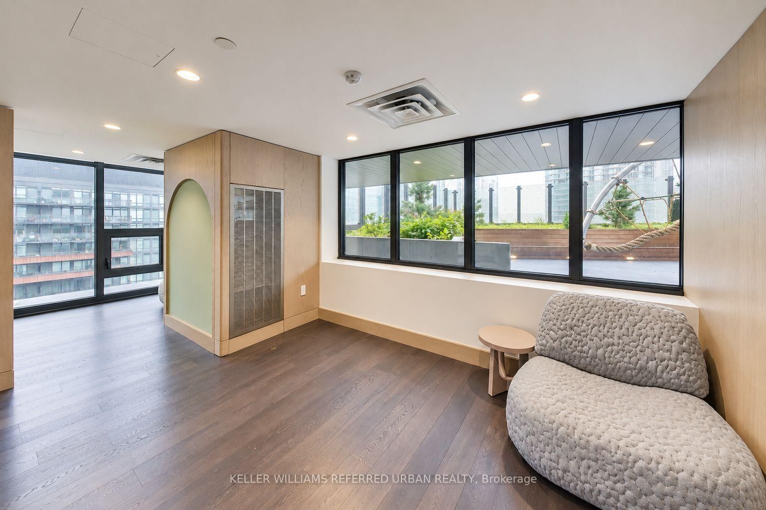 3 Concord CityPlace Way • #530 • Toronto, ON photo 35