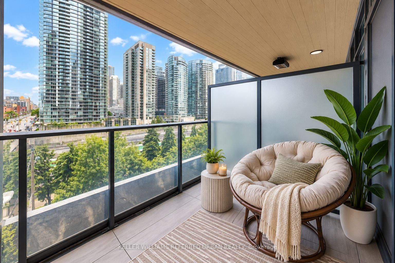 3 Concord CityPlace Way • #530 • Toronto, ON photo 8