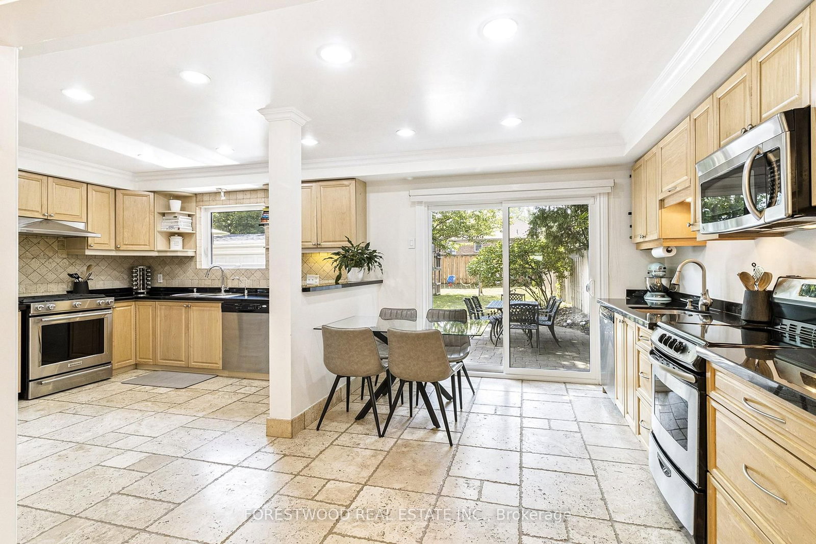 37 Almore Avenue • Toronto, ON photo 12