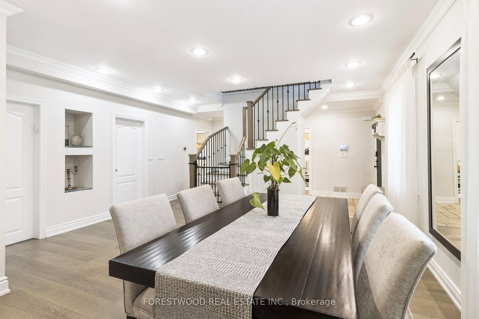 37 Almore Avenue • Toronto, ON photo 8