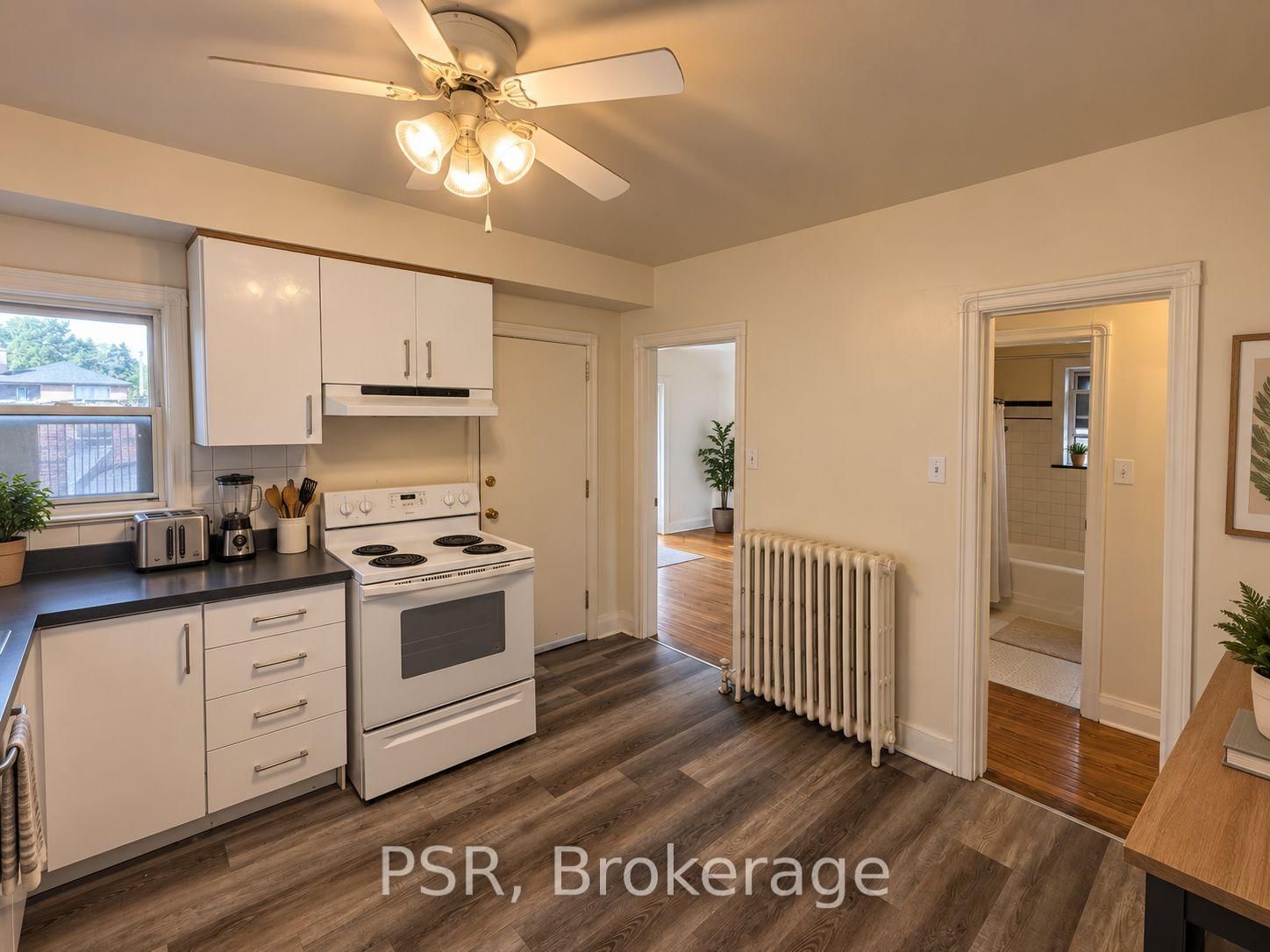 2 Upper-168 Vaughan Rd, Toronto, view 10