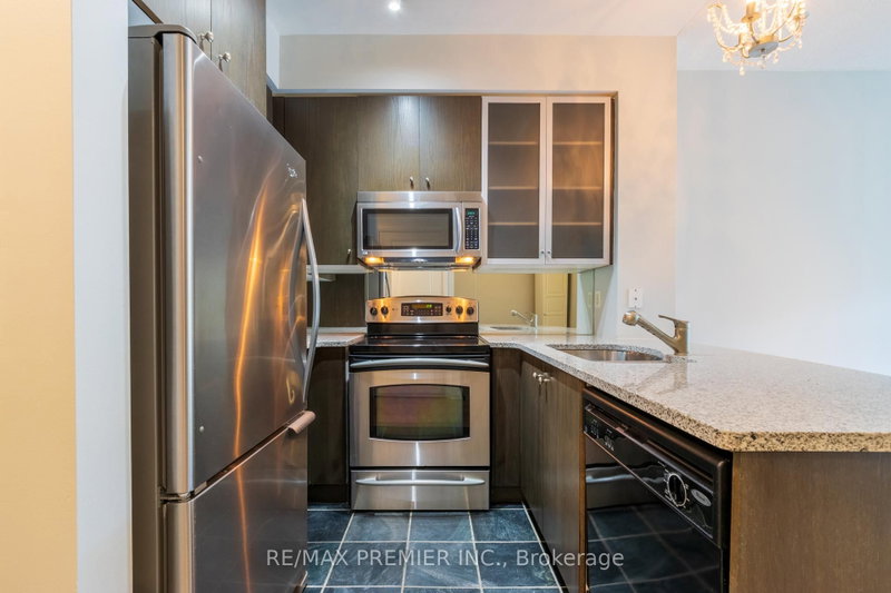 205 - 21 Scollard Street