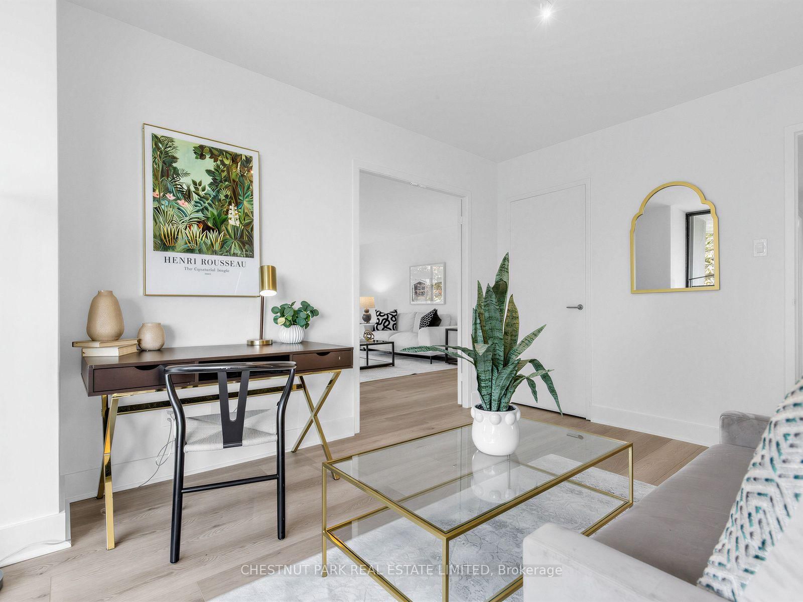 10 Avoca Avenue • #401 • Toronto, ON photo 6