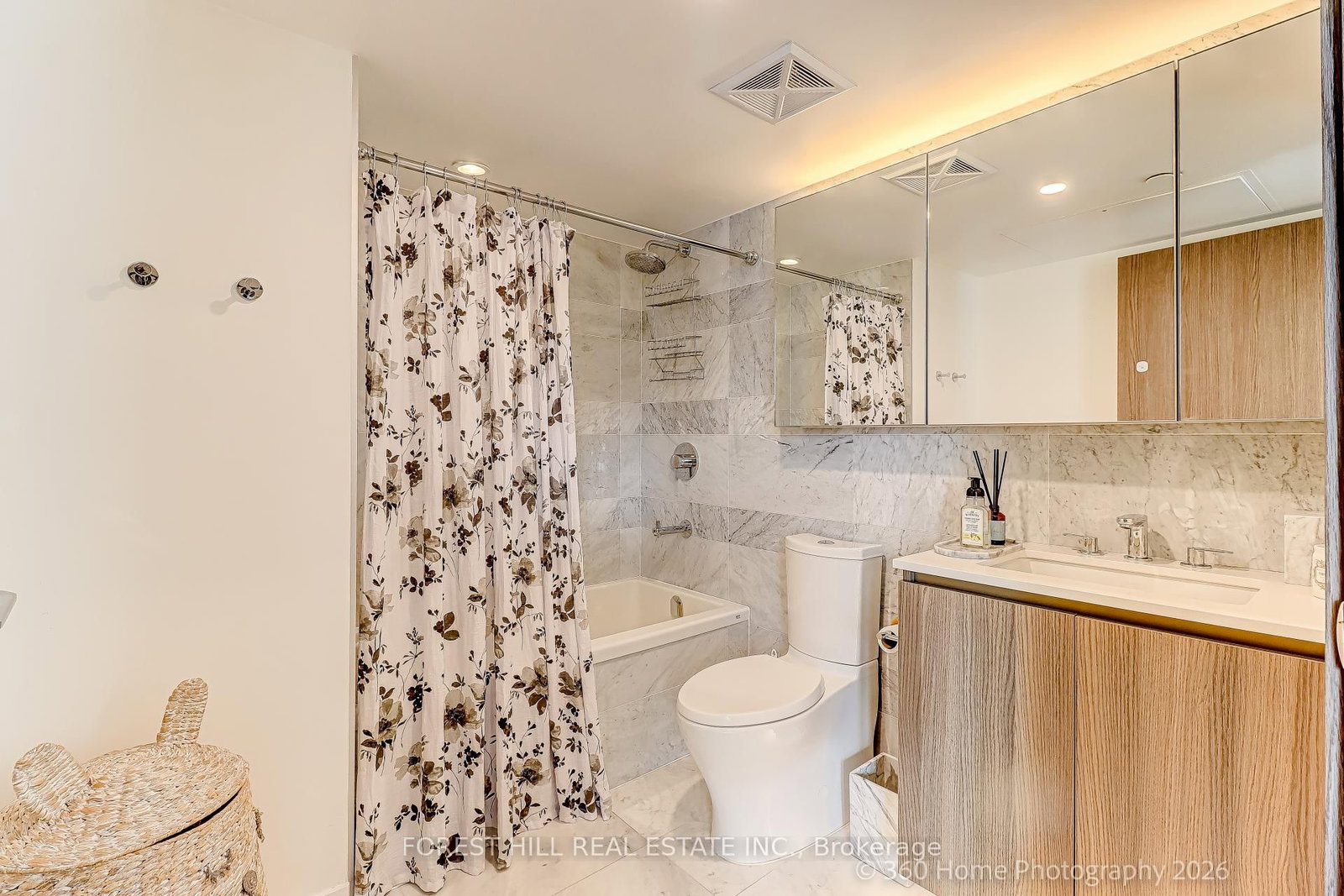 17 Bathurst Street • #1215 • Toronto, ON photo 17