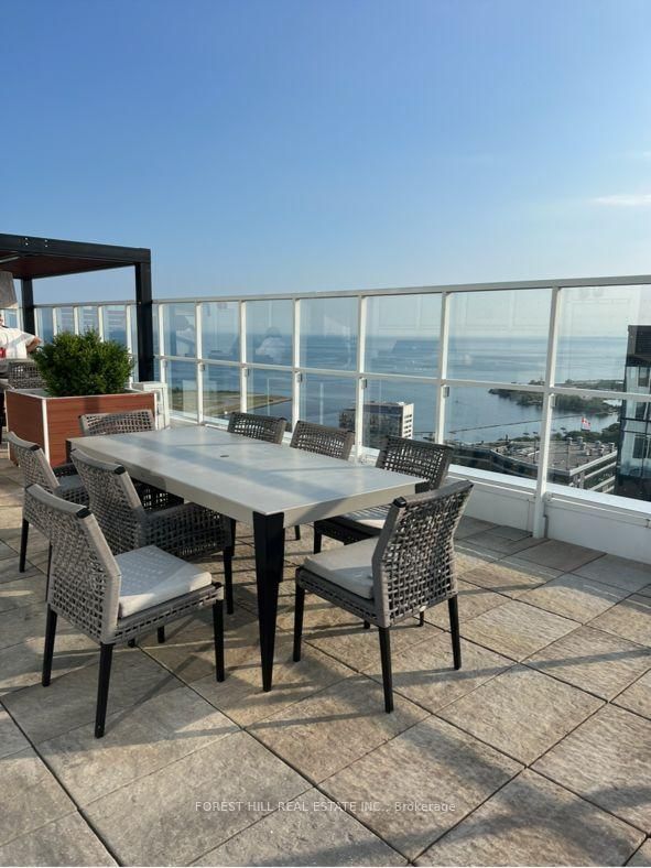 17 Bathurst Street • #1215 • Toronto, ON photo 25