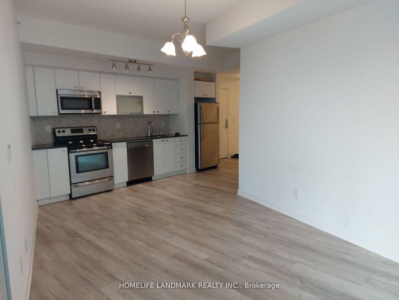 1214 - 150 East Liberty Street