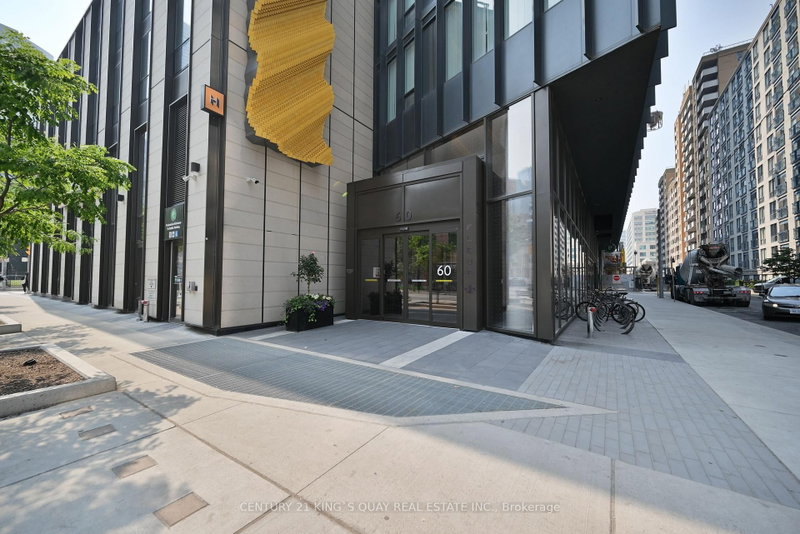 2206 - 60 Shuter Street