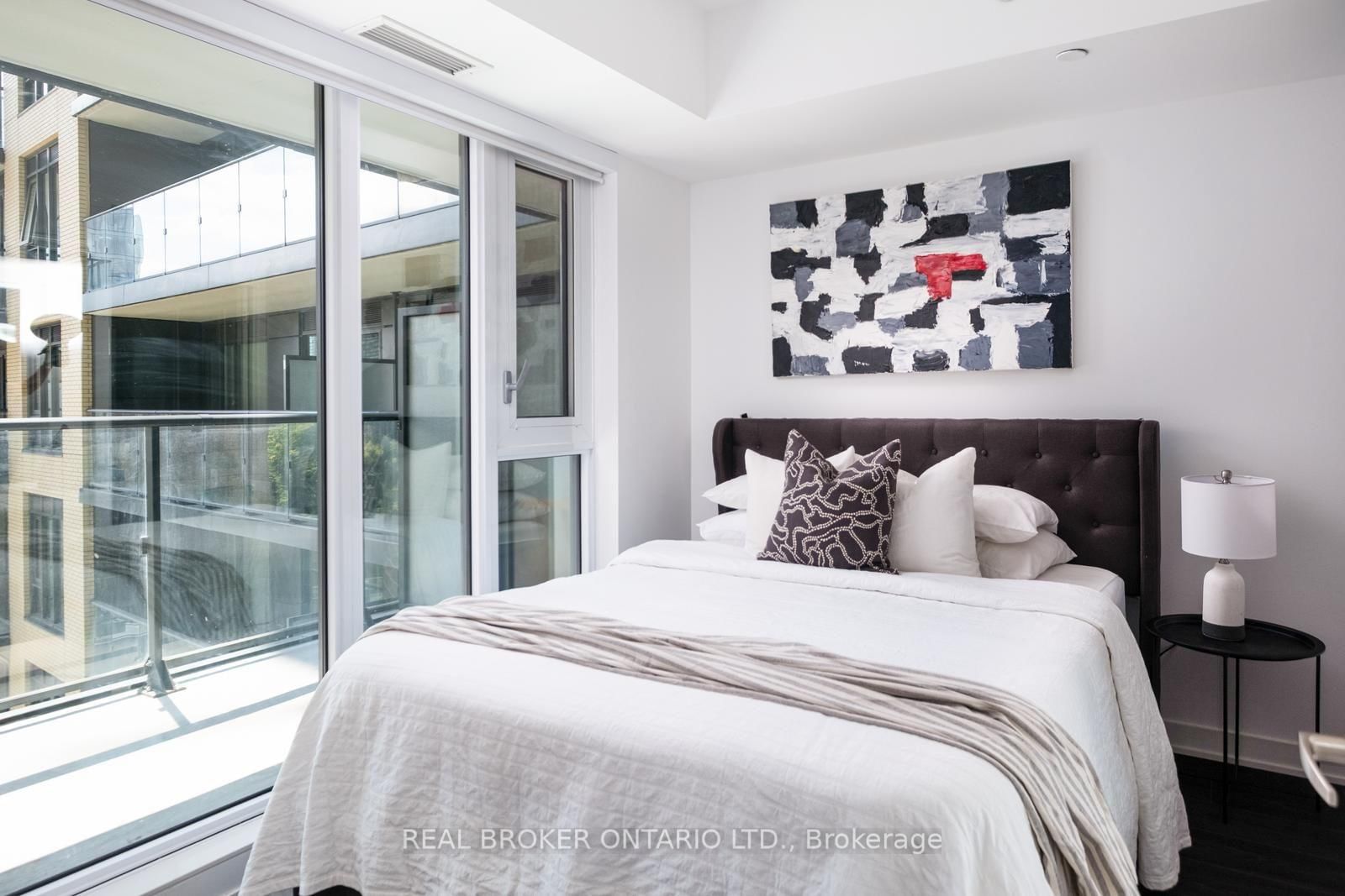 543 Richmond Street W • #528 • Toronto, ON photo 12