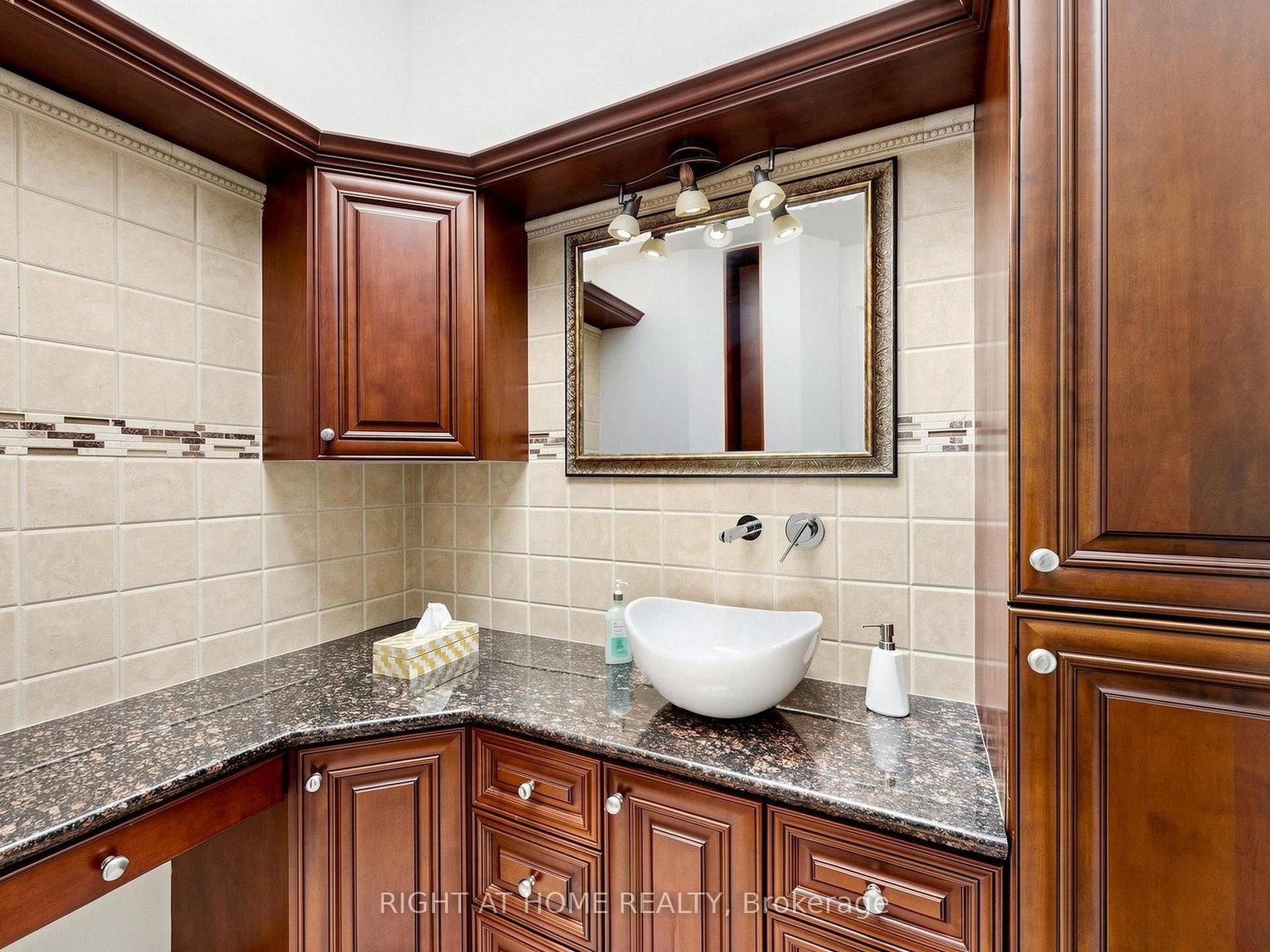 67 Ladner Drive • Toronto, ON photo 29