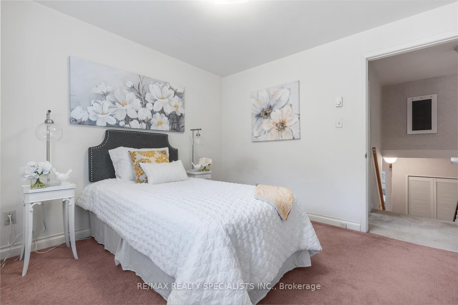 14 Michael Drive • Toronto, ON photo 24
