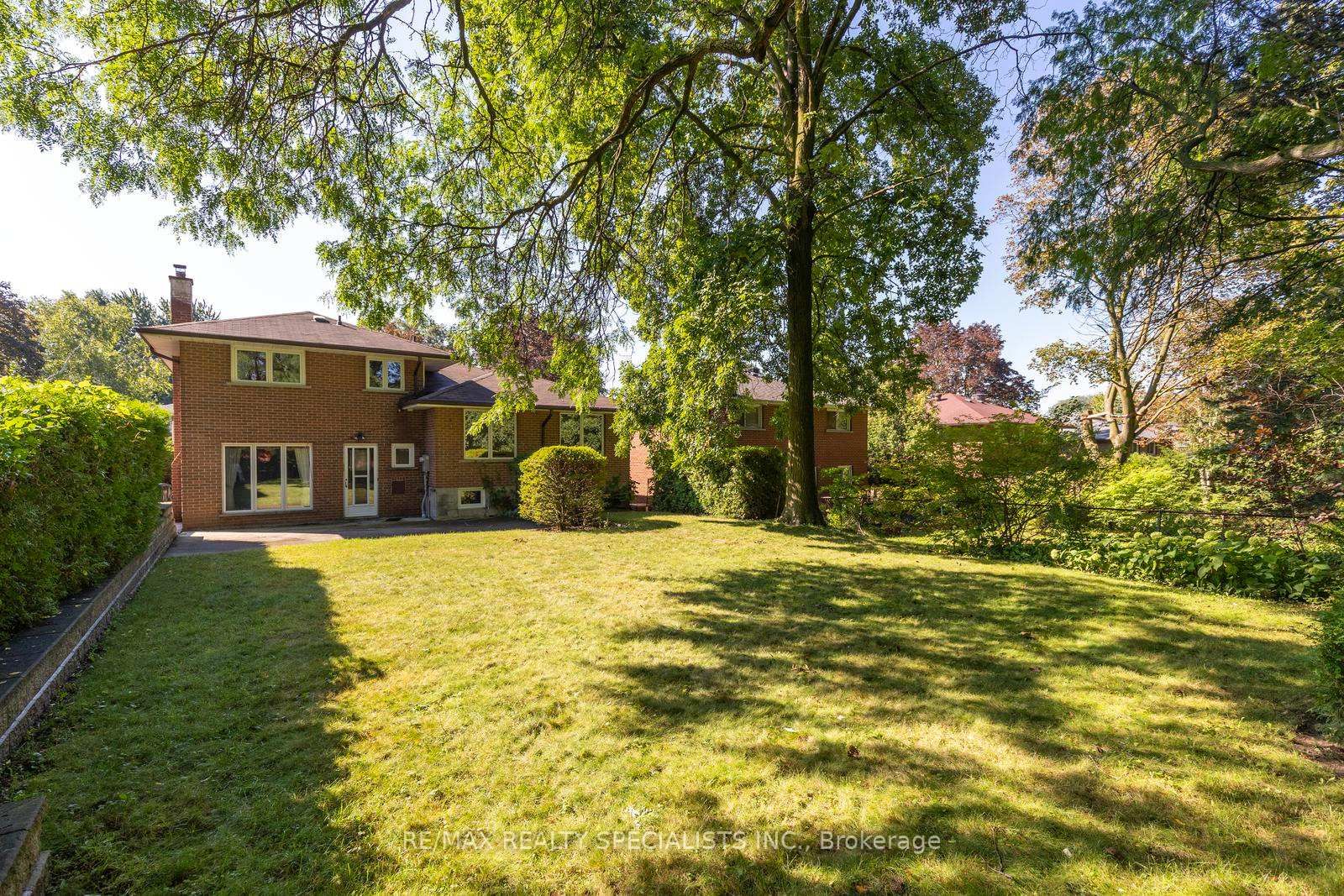 14 Michael Drive • Toronto, ON photo 29