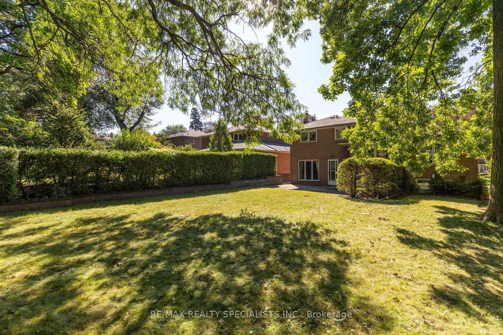 14 Michael Drive • Toronto, ON photo 30