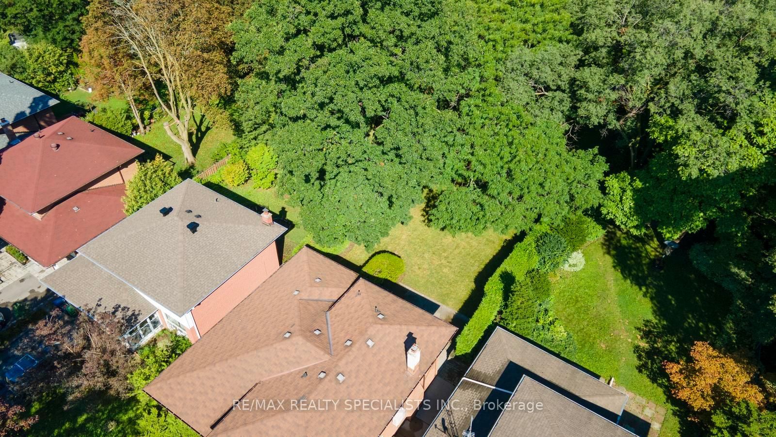 14 Michael Drive • Toronto, ON photo 33