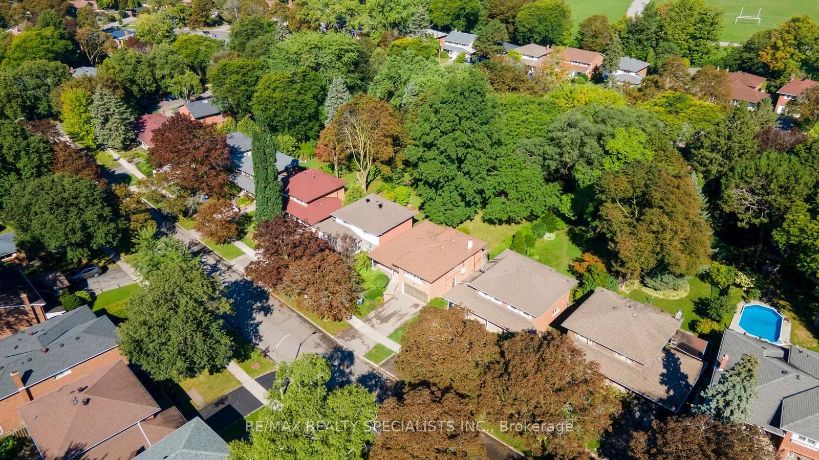 14 Michael Drive • Toronto, ON photo 35