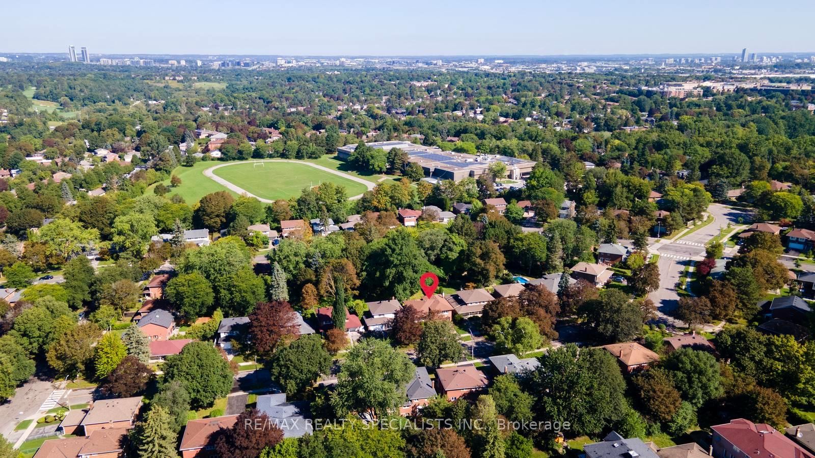 14 Michael Drive • Toronto, ON photo 39