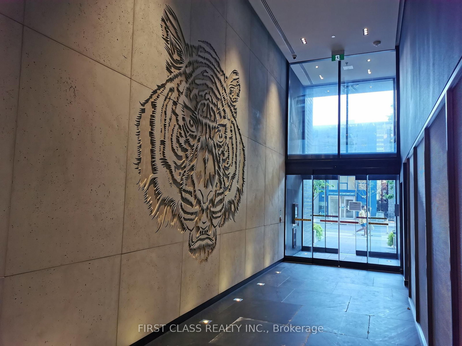 3504 (Den) - 28 Wellesley Street E, Toronto 3
