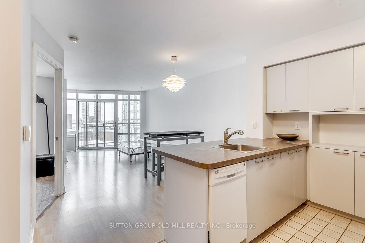 255 Richmond Street E • #PH2 • Toronto, ON photo 11