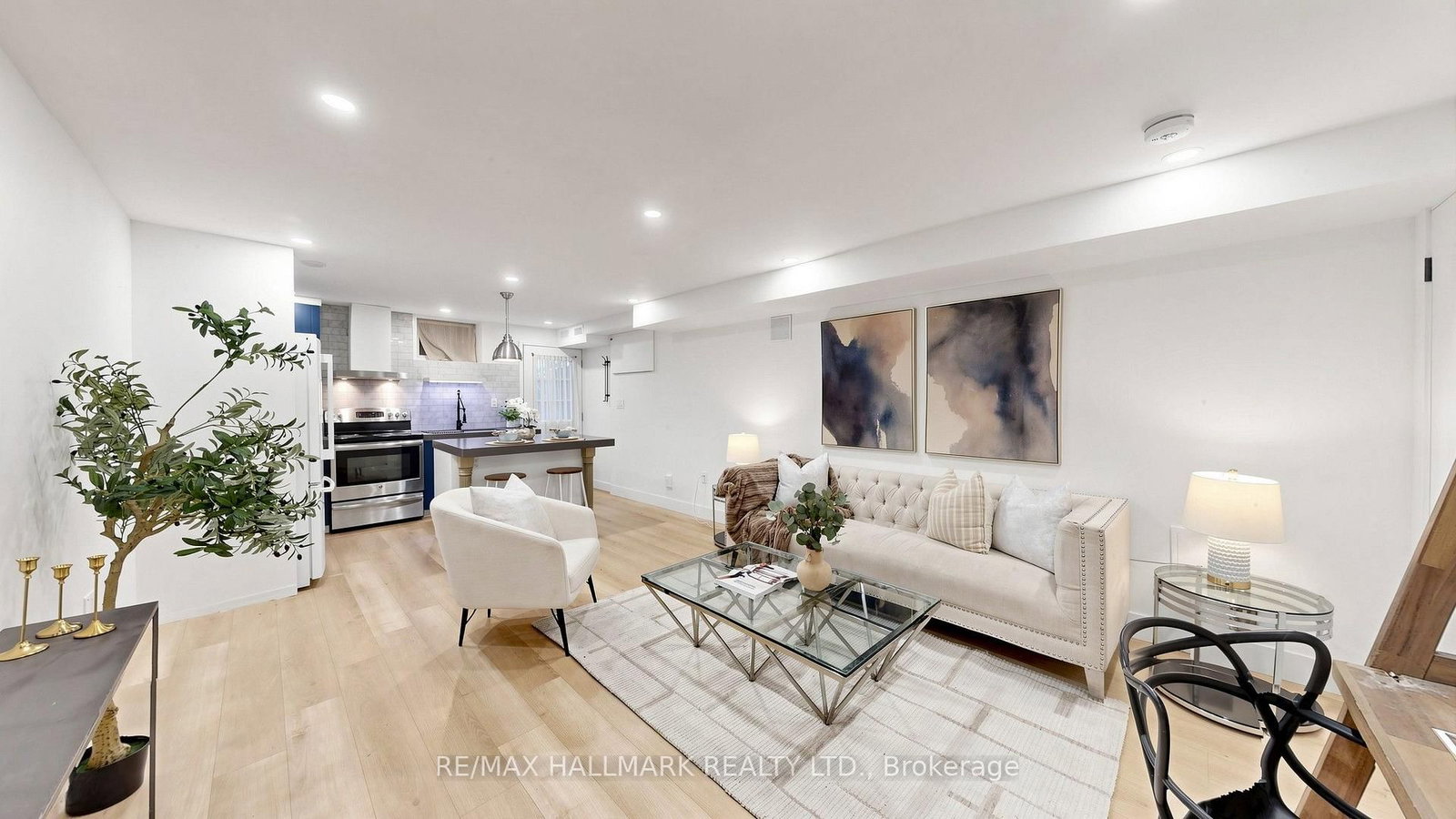 31 1/2 Granby Street • Toronto, ON photo 34
