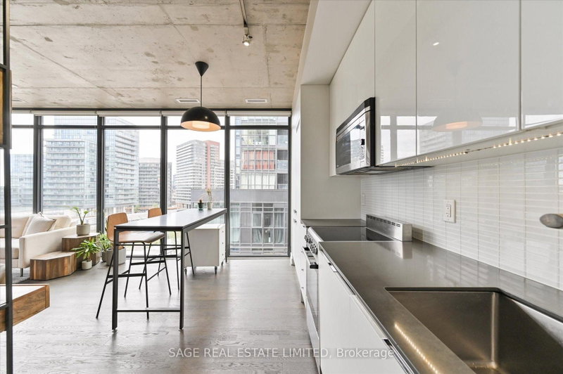 706 - 8 Dovercourt Road